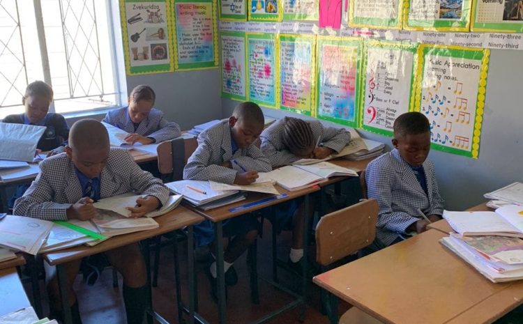  English Language & Literature